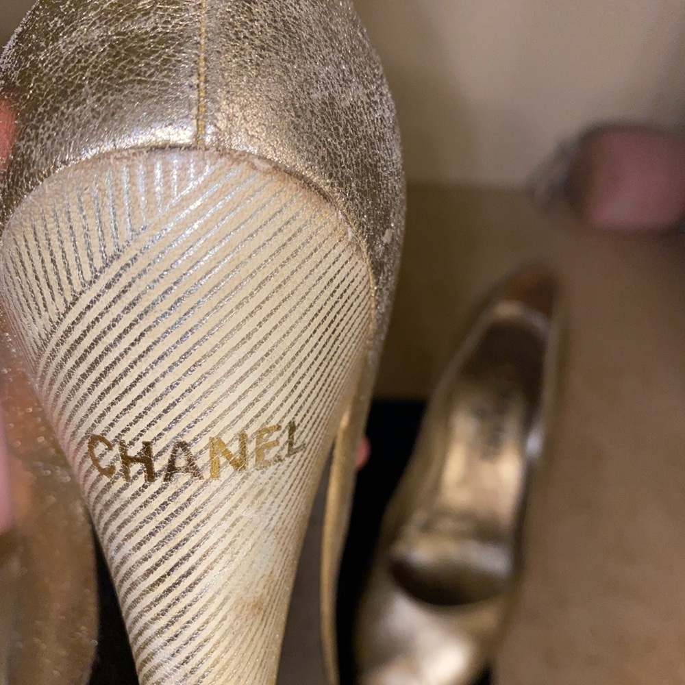 100 Authentic Chanel Gold Shoes / Pumps Gem